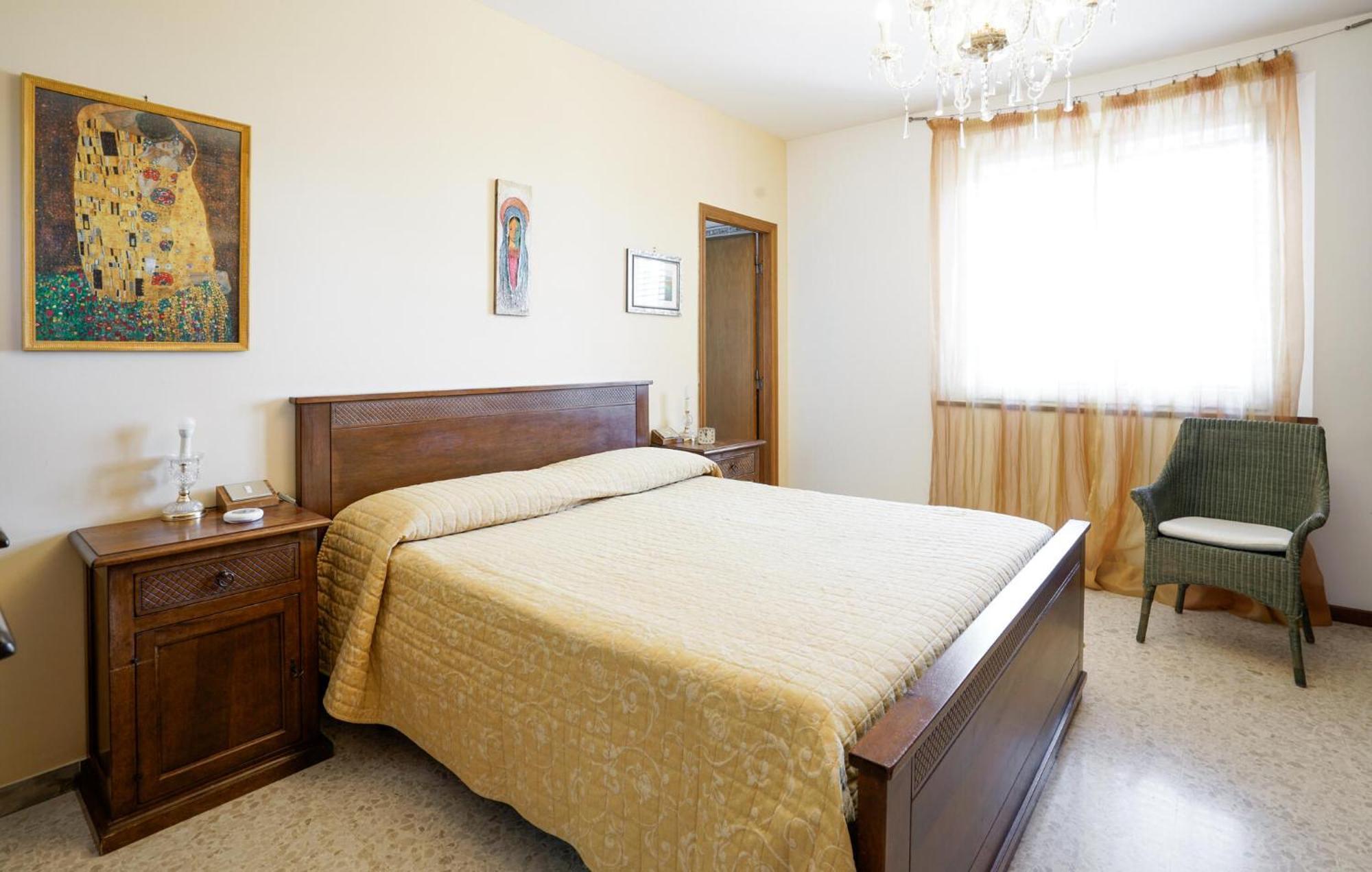 Stunning Home In Chianciano Terme With Wifi Esterno foto